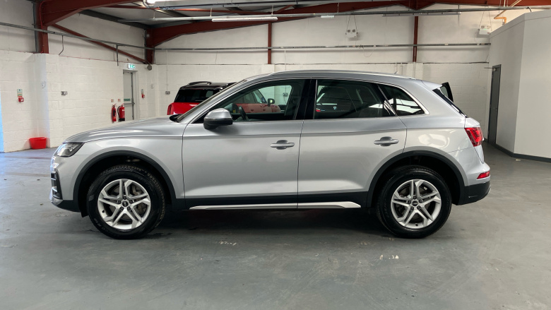 Audi Q5 45 TFSI Quattro Sport 5dr S Tronic Petrol Estate